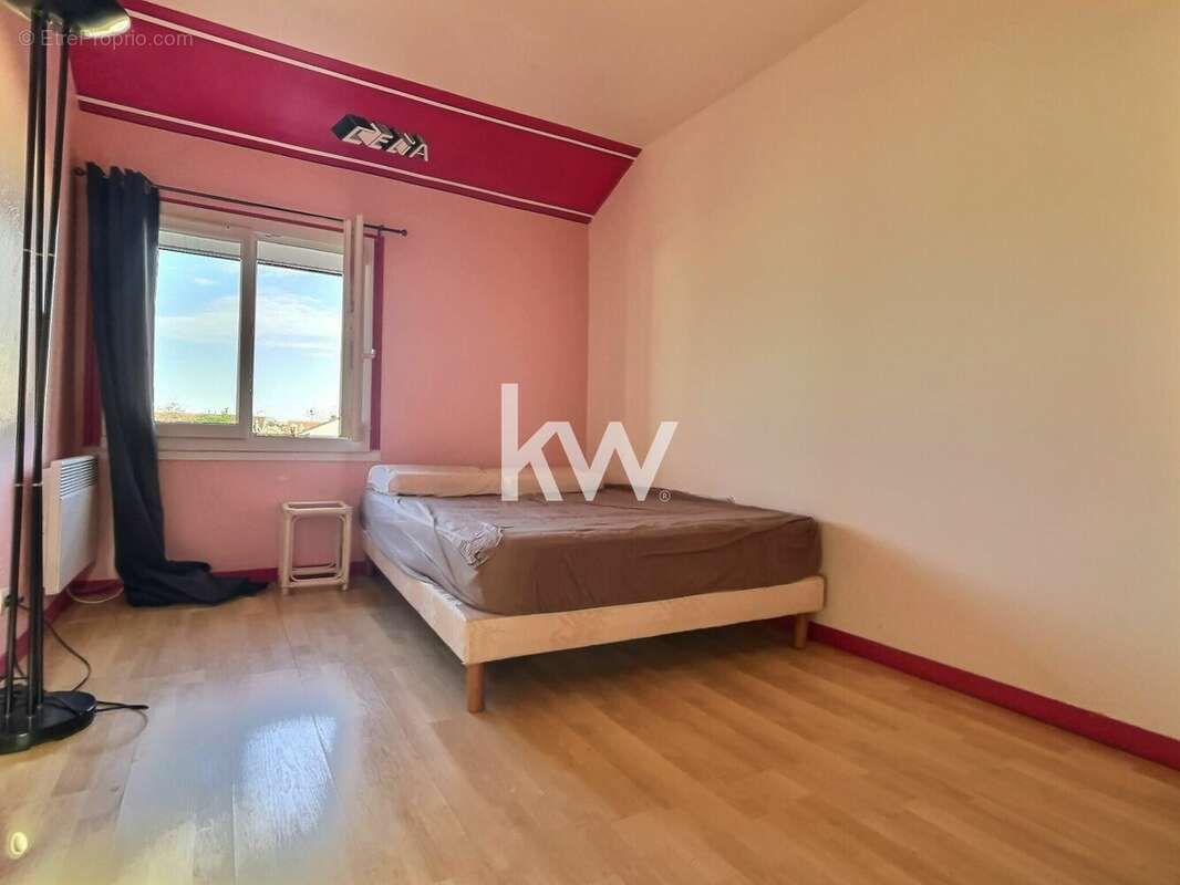 Maison à CORBEIL-ESSONNES