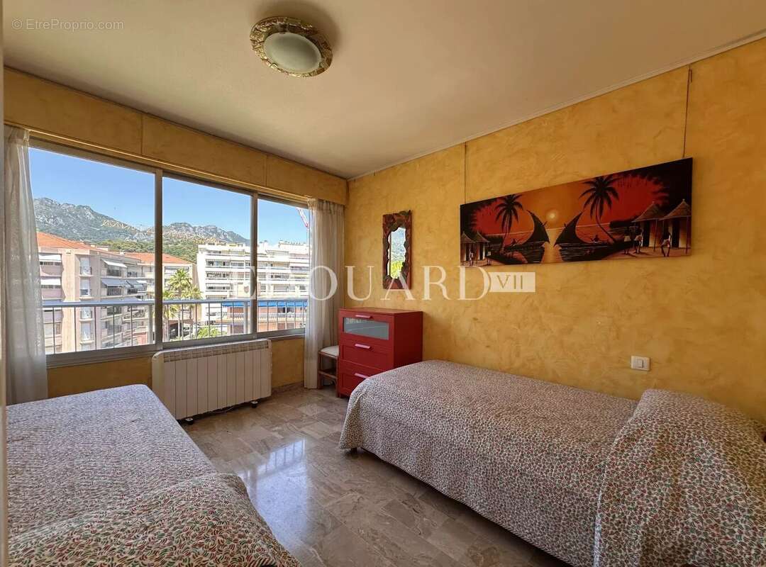 Appartement à ROQUEBRUNE-CAP-MARTIN