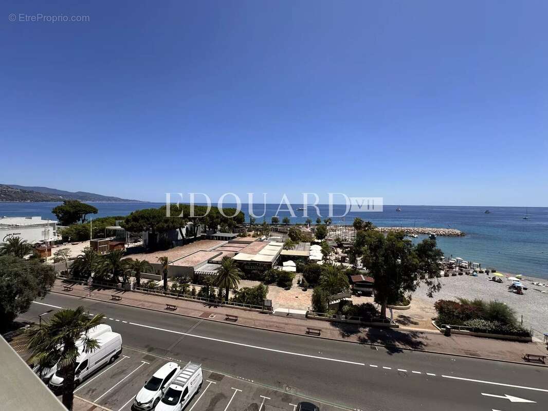 Appartement à ROQUEBRUNE-CAP-MARTIN