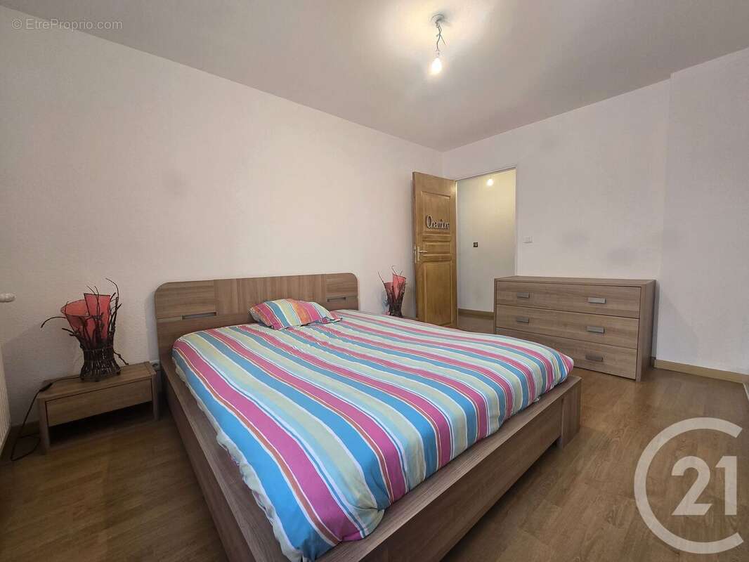 Appartement à CARBONNE