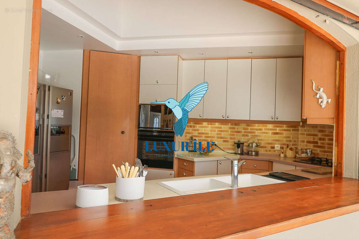 Maison à BAIE-MAHAULT