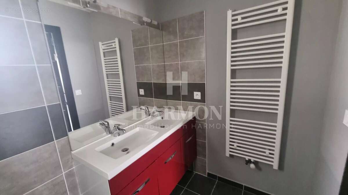 Maison à ARTIGUELOUVE