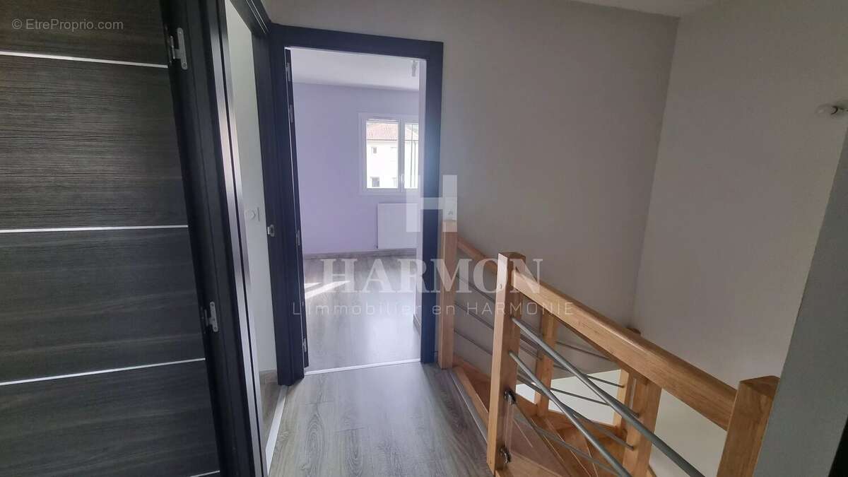 Maison à ARTIGUELOUVE