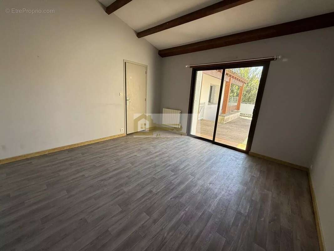 Maison à PUY-SAINT-MARTIN