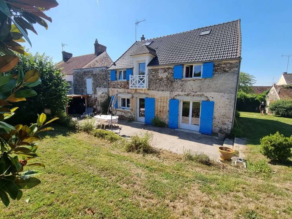 Maison à BOISSY-LE-CHATEL