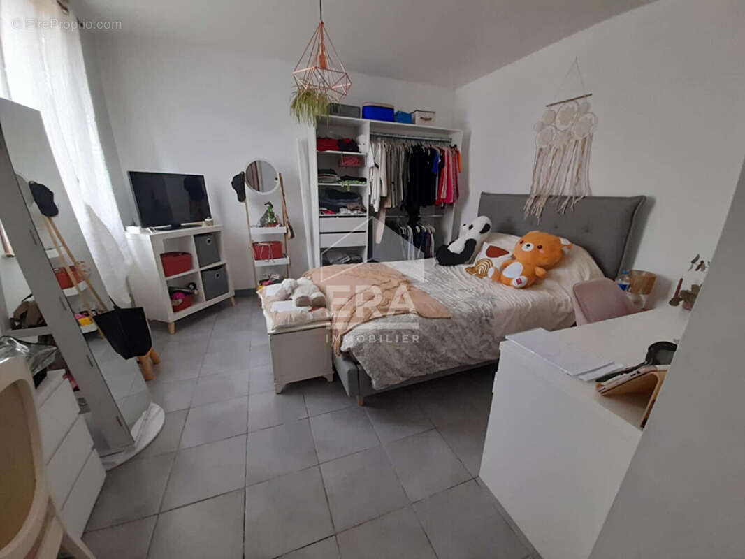 Maison à MONTESCOURT-LIZEROLLES