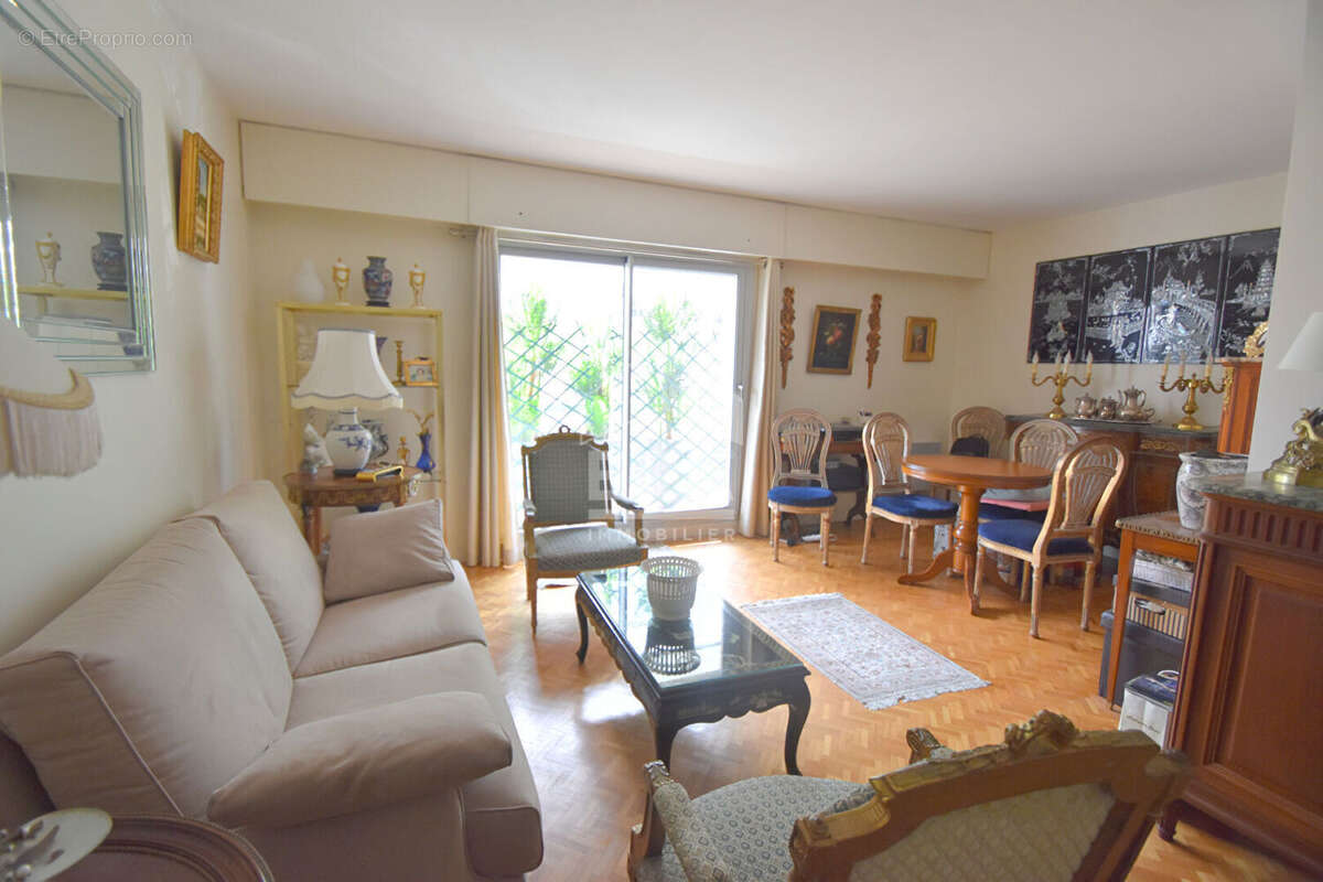 Appartement à BOULOGNE-BILLANCOURT
