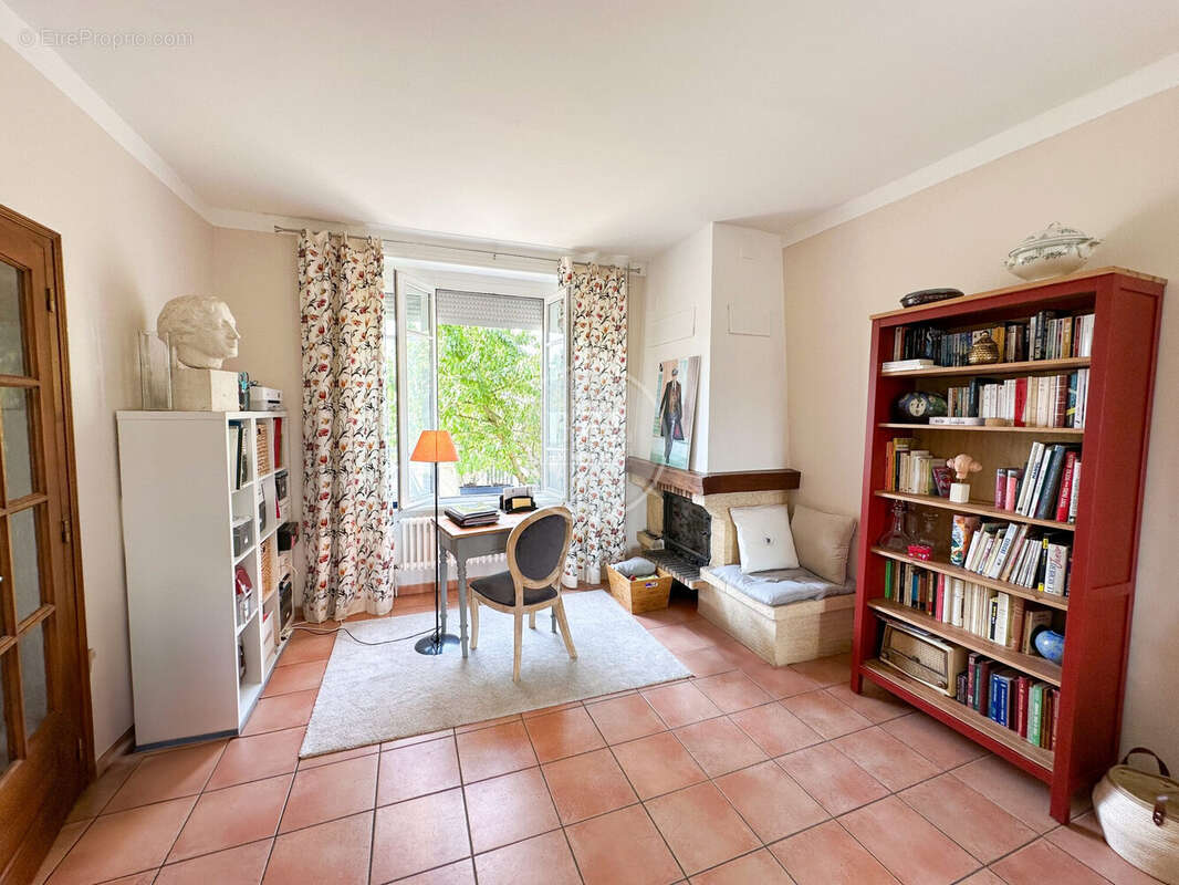 Maison à SAINT-SYMPHORIEN-SUR-COISE