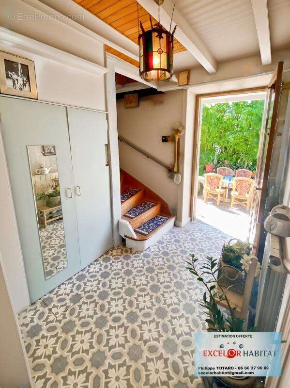 Maison à SAINT-DIDIER-SUR-BEAUJEU