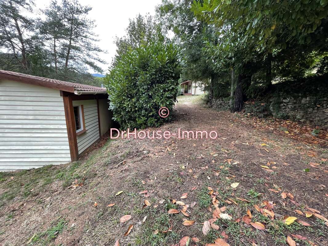 Maison à SAINT-APOLLINAIRE-DE-RIAS