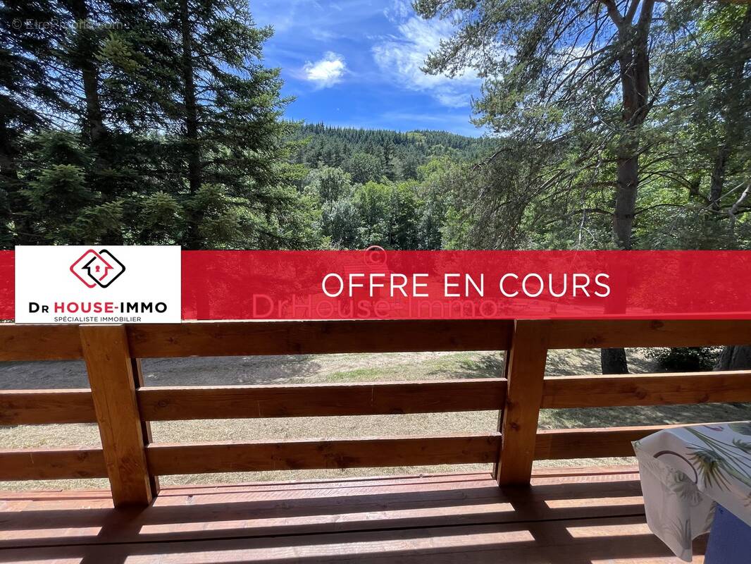 Maison à SAINT-APOLLINAIRE-DE-RIAS