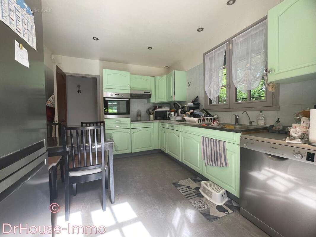 Maison à FERRIERES-EN-GATINAIS