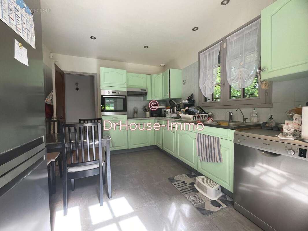 Maison à FERRIERES-EN-GATINAIS