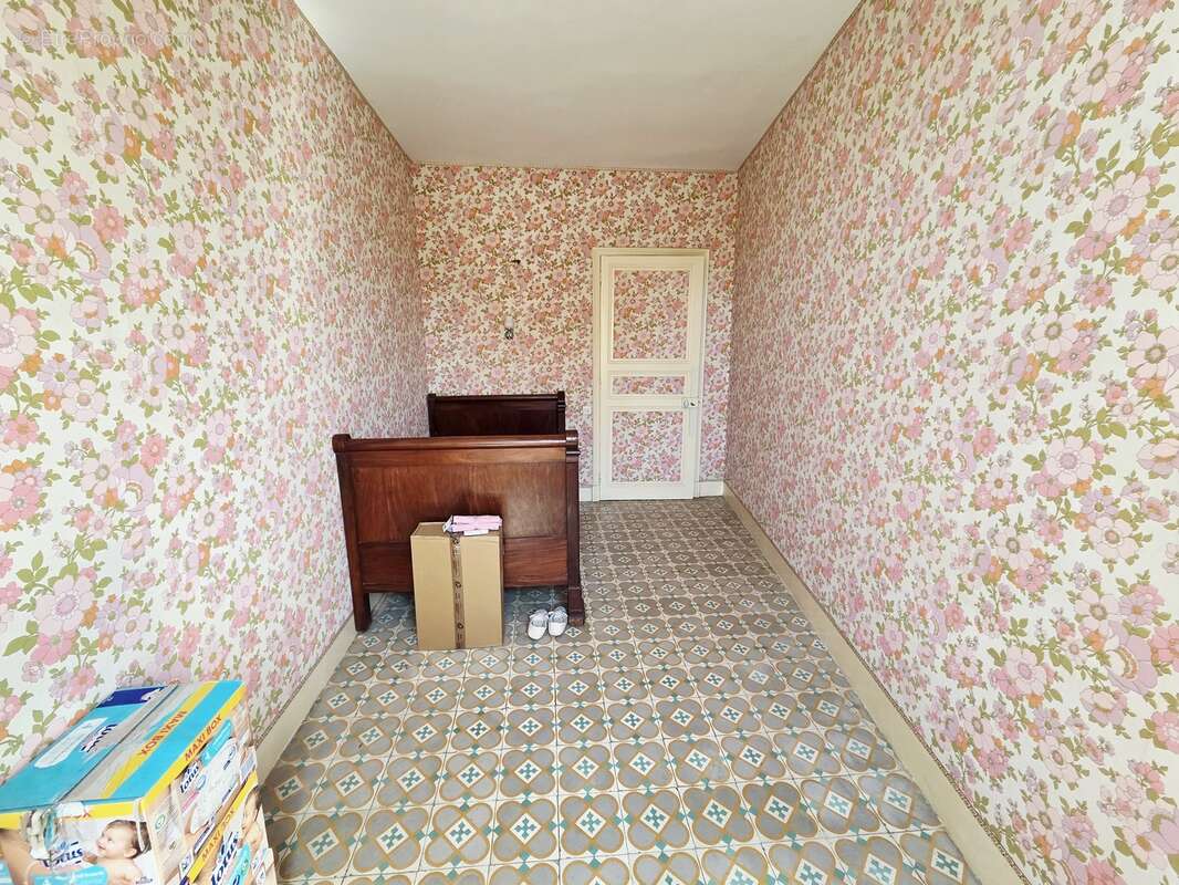 Maison à SAINT-JEAN-DE-MINERVOIS