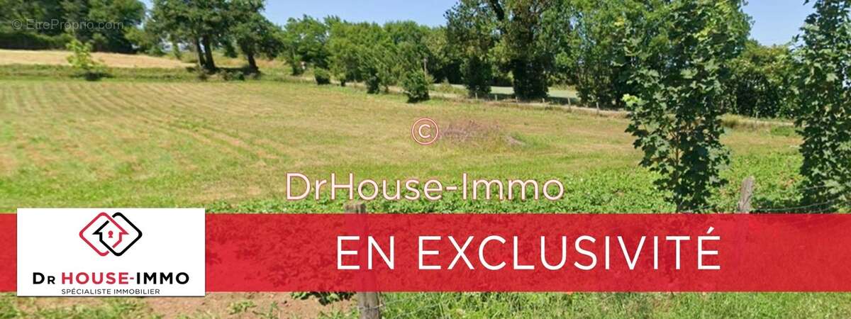 Terrain à LUC-LA-PRIMAUBE