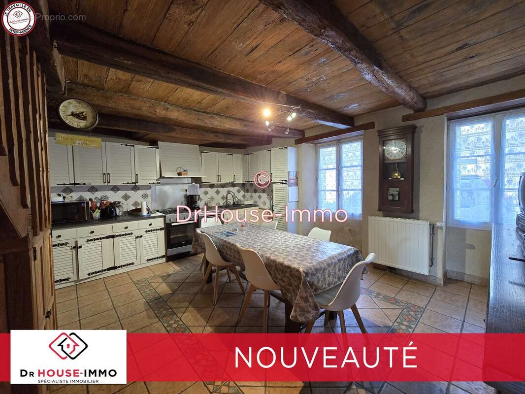 Maison à LA MOTHE-SAINT-HERAY