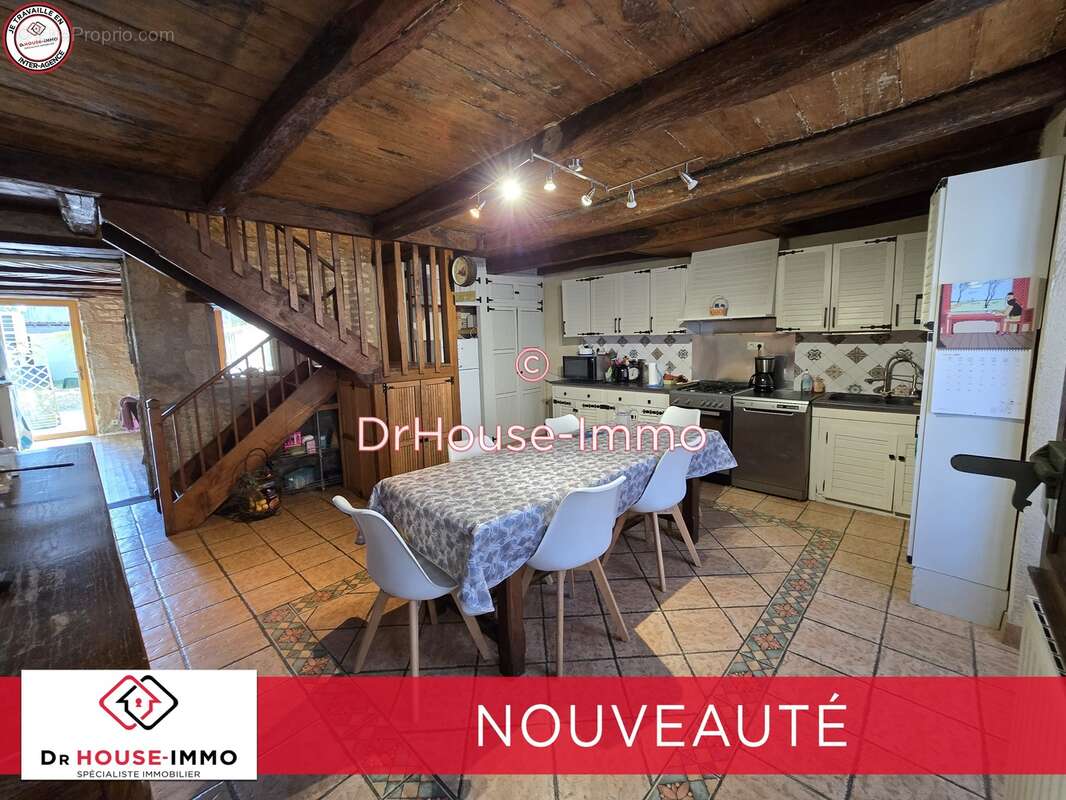 Maison à LA MOTHE-SAINT-HERAY