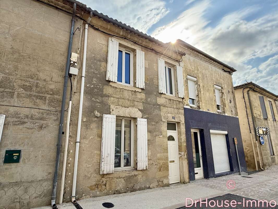 Maison à SAUVETERRE-DE-GUYENNE