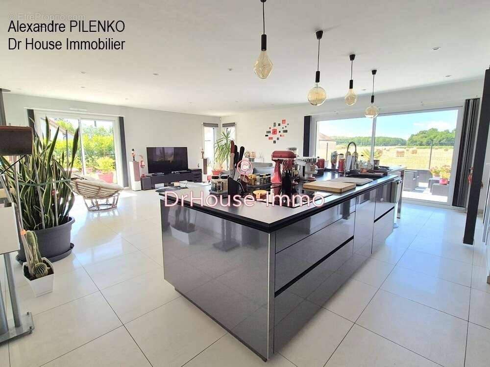 Maison à CHALON-SUR-SAONE