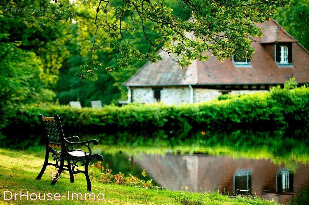 Maison à SAINT-YRIEIX-LA-PERCHE