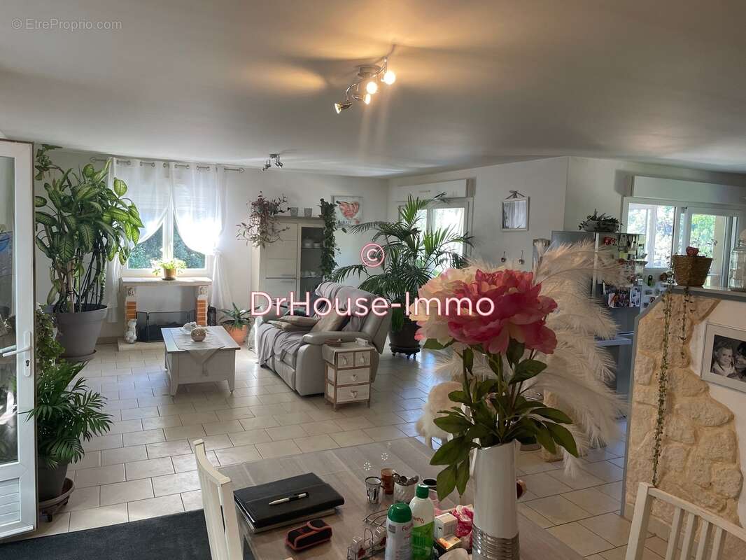 Maison à BRANOUX-LES-TAILLADES