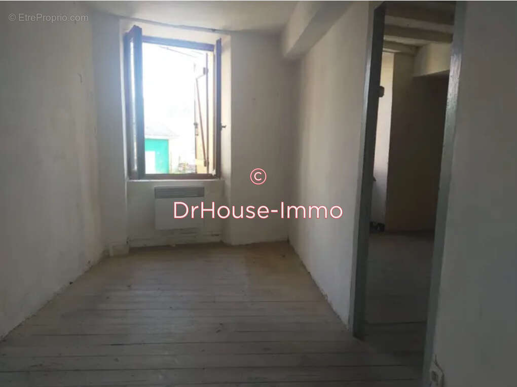 Maison à SOUGRAIGNE