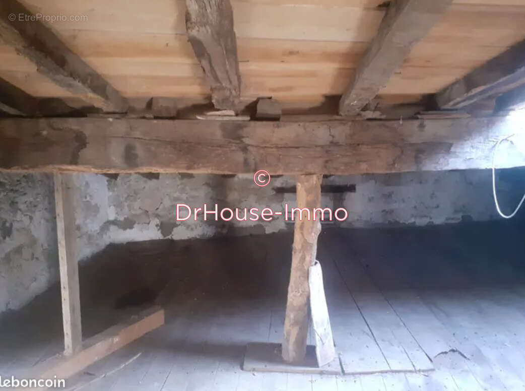 Maison à SOUGRAIGNE