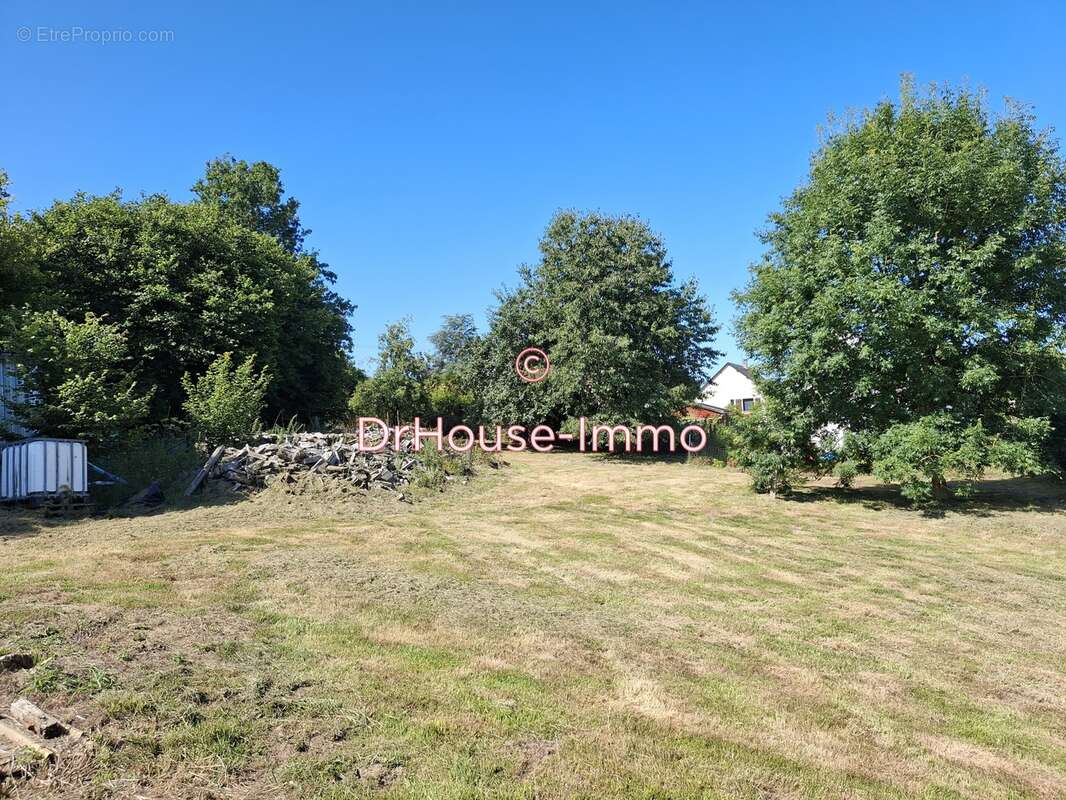 Terrain à AVRANCHES