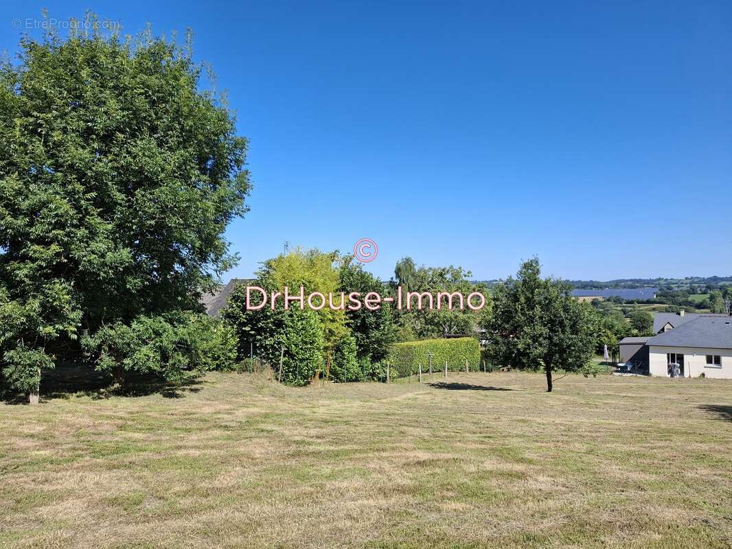 Terrain à AVRANCHES