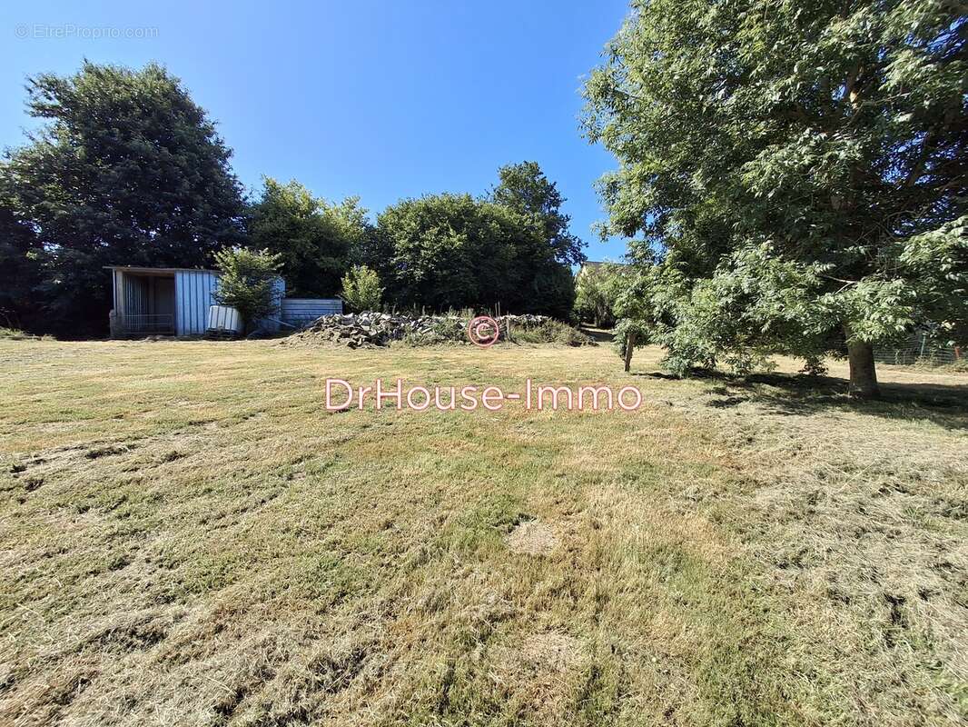 Terrain à AVRANCHES