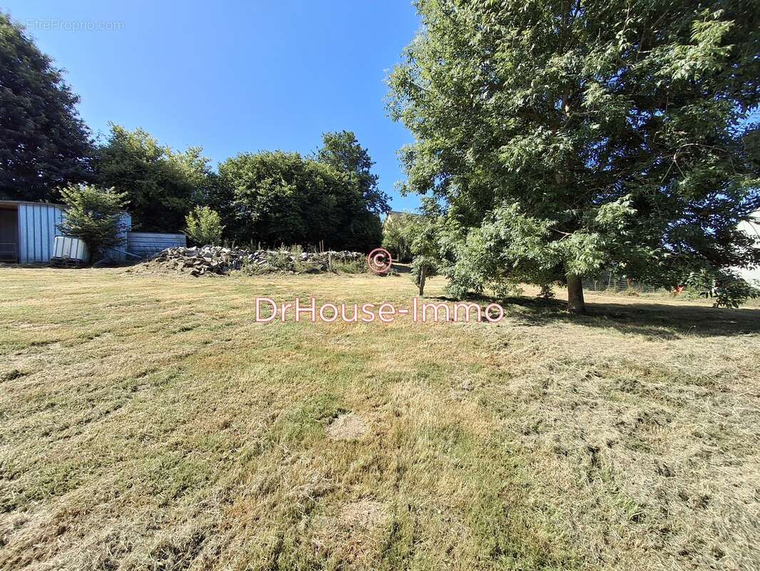 Terrain à AVRANCHES