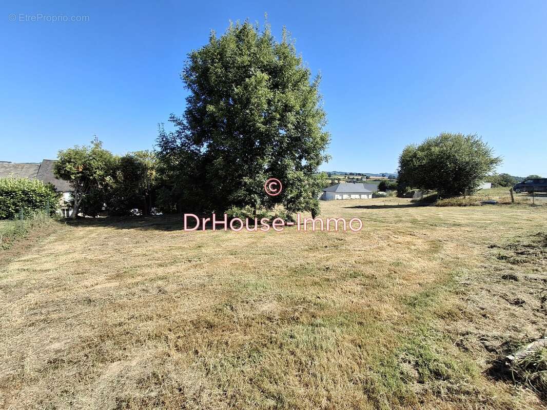 Terrain à AVRANCHES