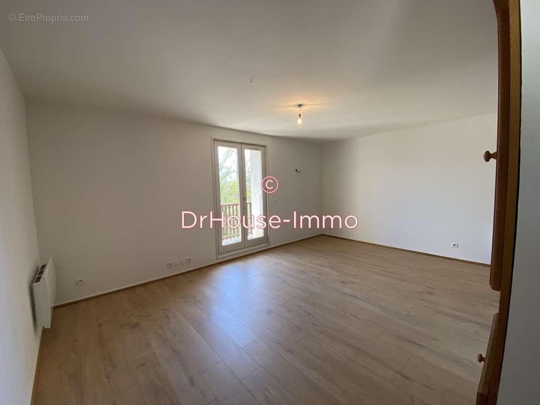 Appartement à CLAIX