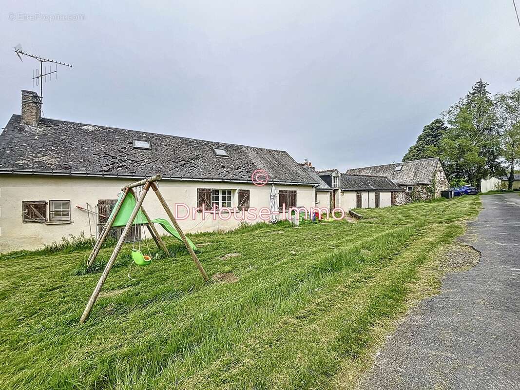 Maison à MARCILLY-SUR-MAULNE