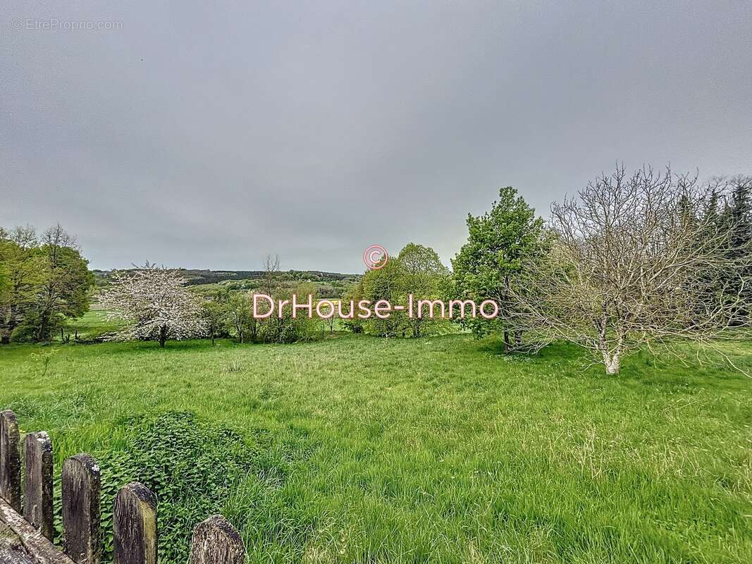 Maison à MARCILLY-SUR-MAULNE