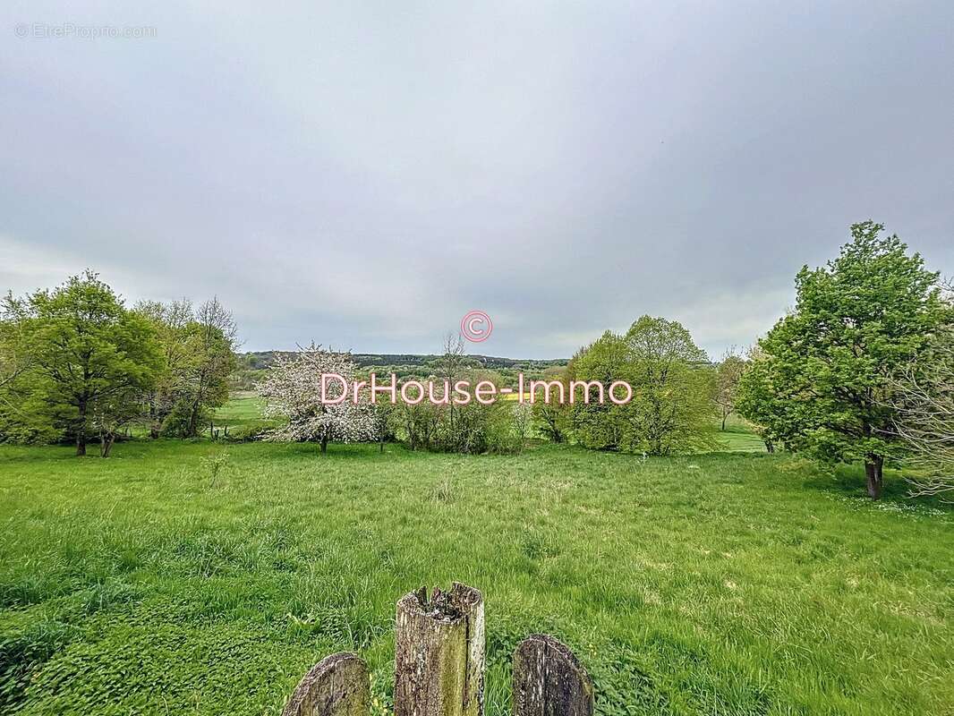 Maison à MARCILLY-SUR-MAULNE