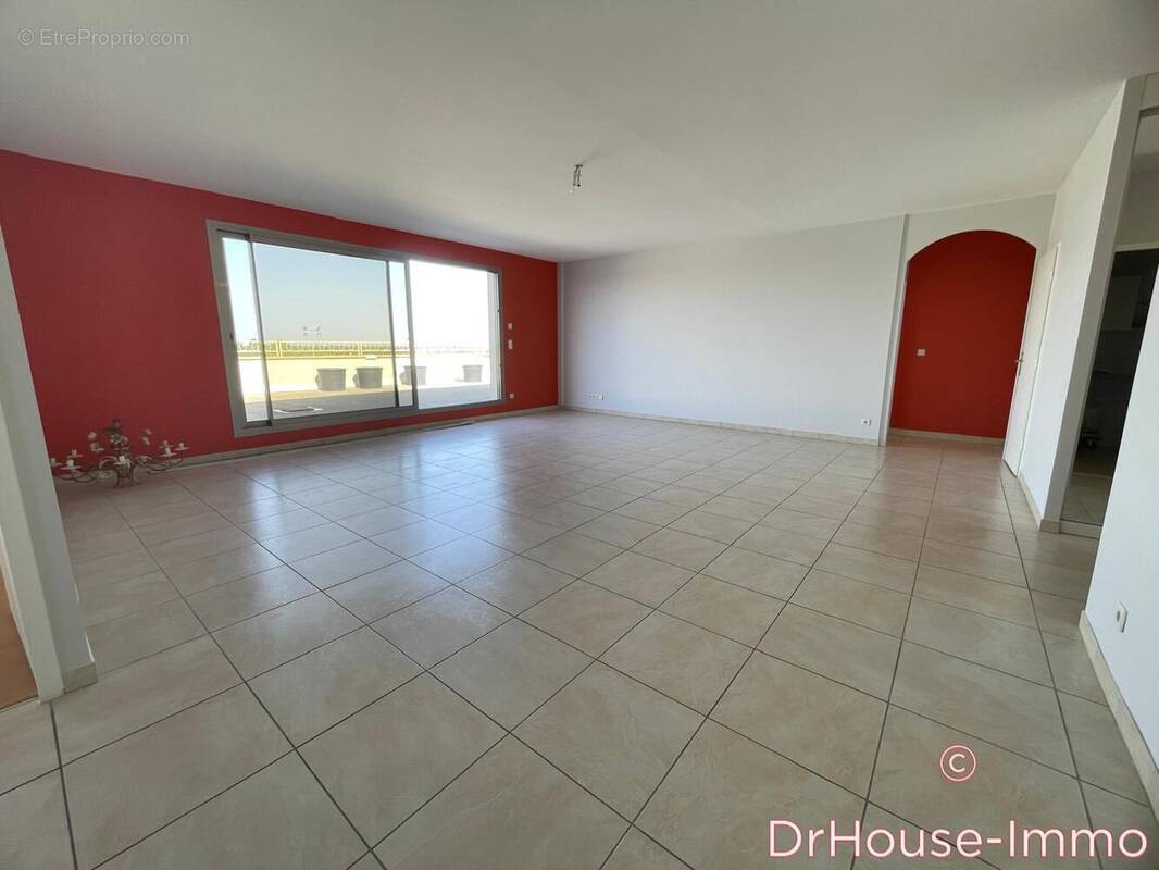 Appartement à AMILLY