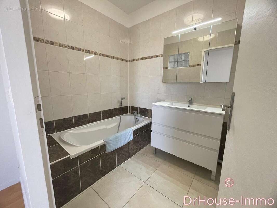 Appartement à AMILLY