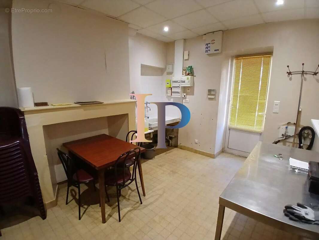 Maison à LA CLAYETTE