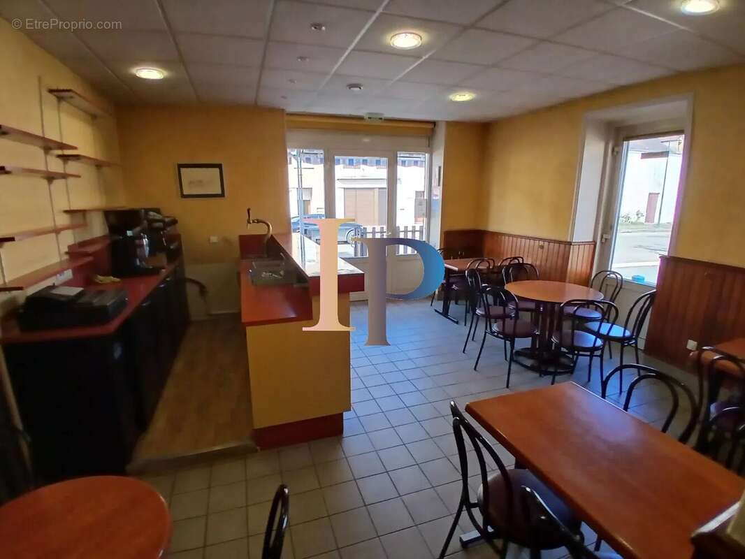 Maison à LA CLAYETTE