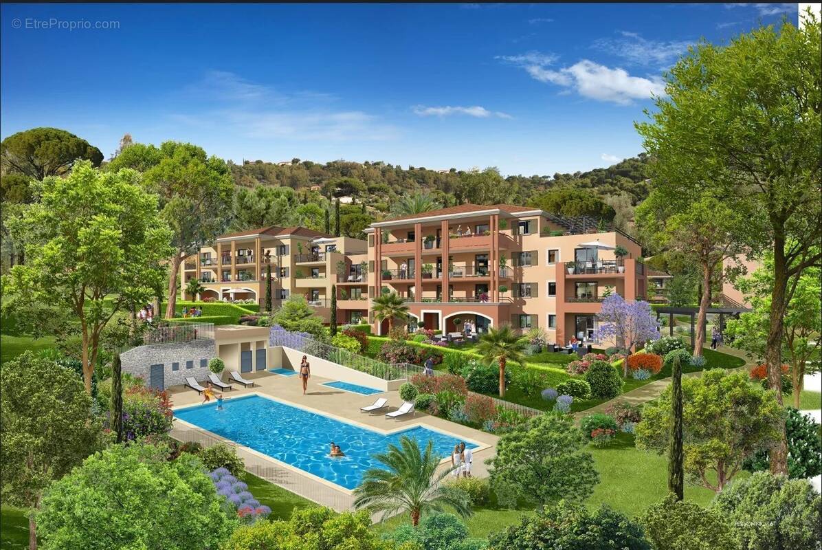 Appartement à BORMES-LES-MIMOSAS