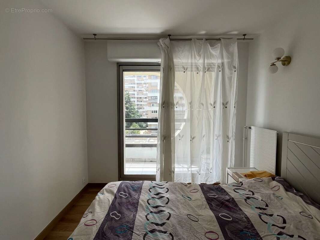 Appartement à PARIS-19E