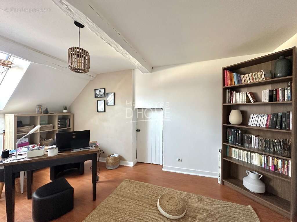 Appartement à LA FERTE-GAUCHER