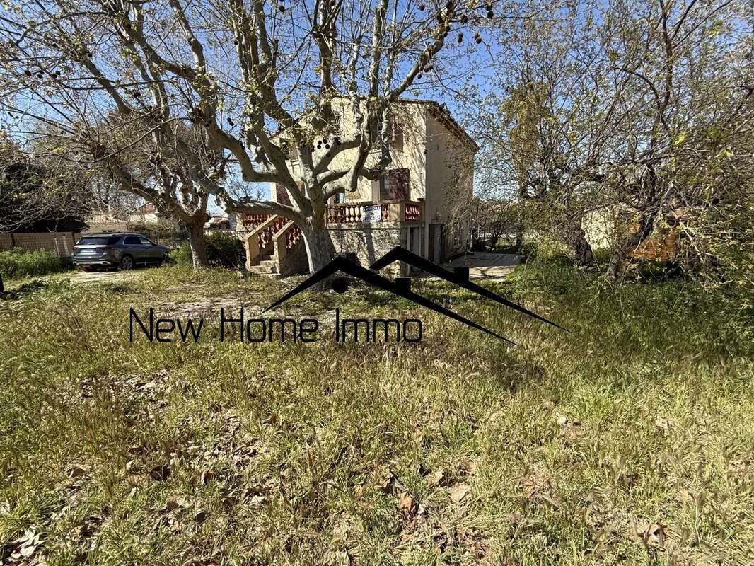 Maison à SAINT-CYR-SUR-MER