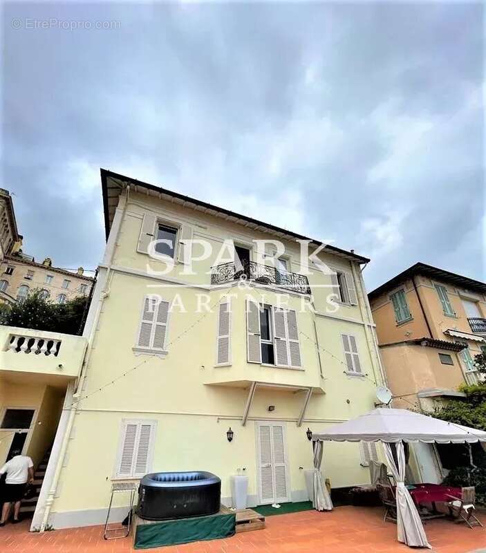 Maison à BEAUSOLEIL