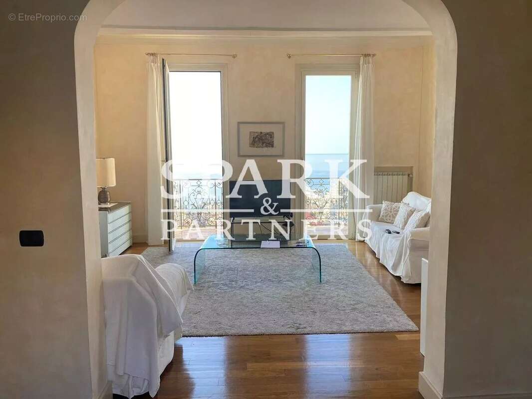 Maison à BEAUSOLEIL