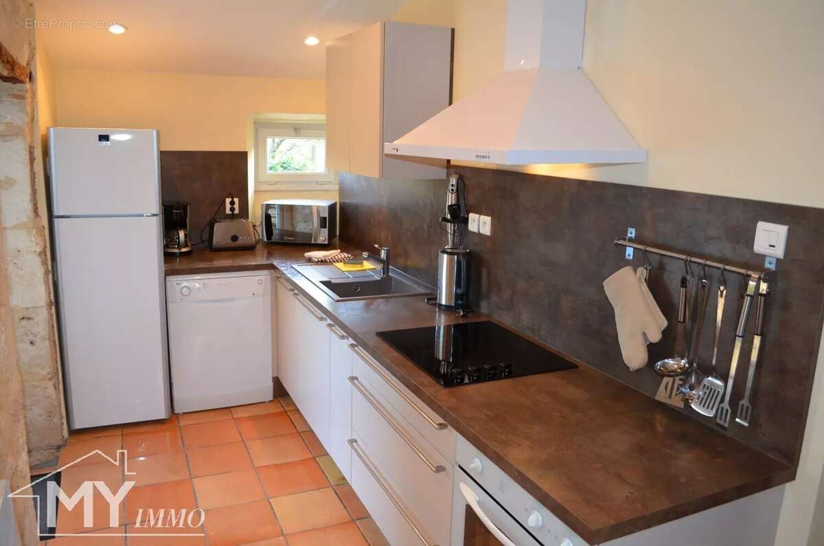 Maison à LES LEVES-ET-THOUMEYRAGUES