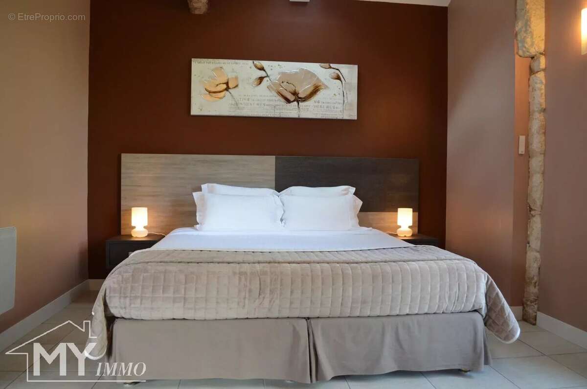 Maison à LES LEVES-ET-THOUMEYRAGUES