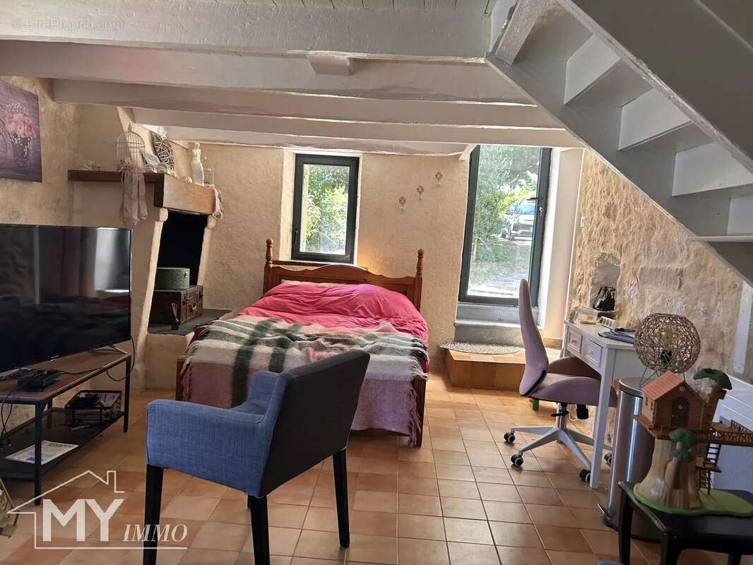 Maison à FOUGUEYROLLES