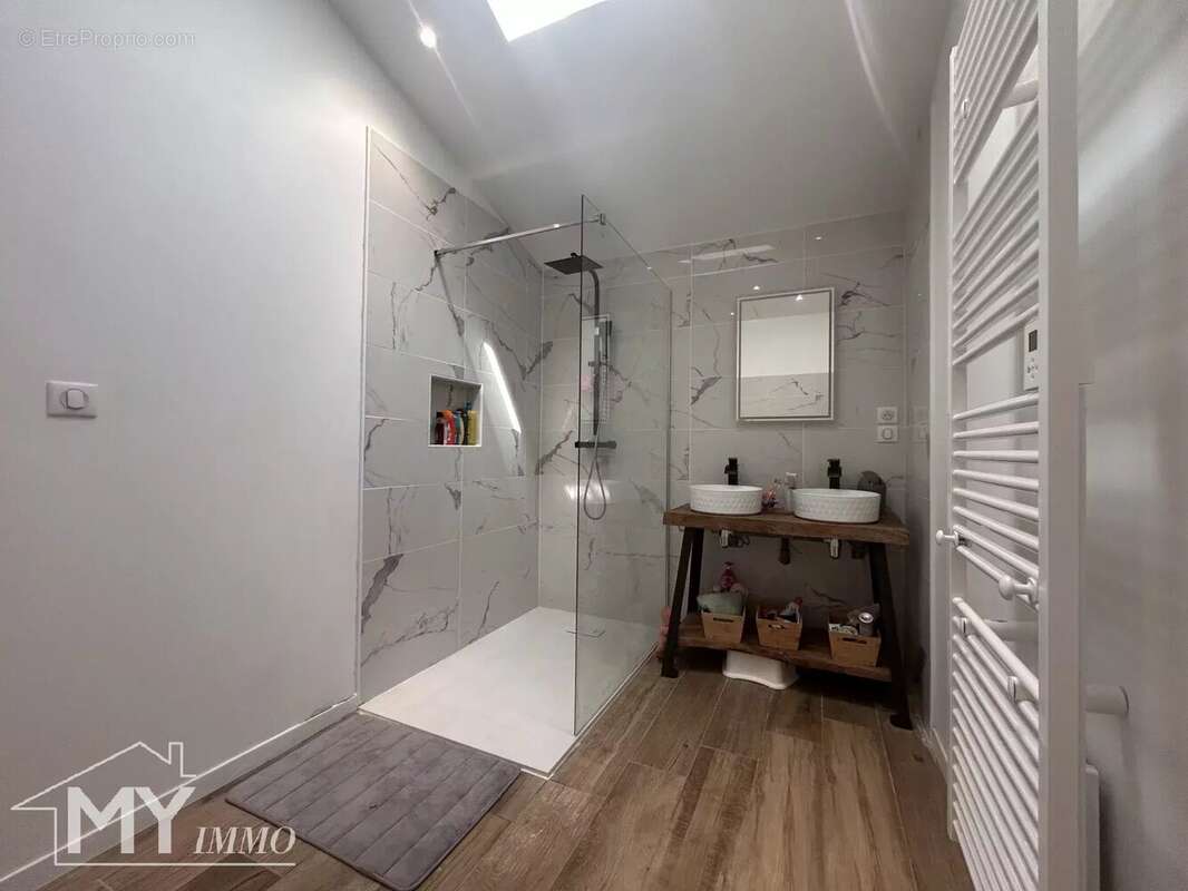 Maison à FOUGUEYROLLES